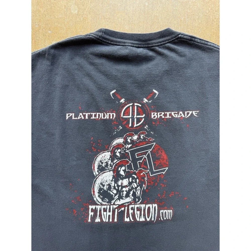 VTG 2000s MMA Mixed Martial Arts Fight Skull Esteves Jones Quiet Riot Y2K (XL)